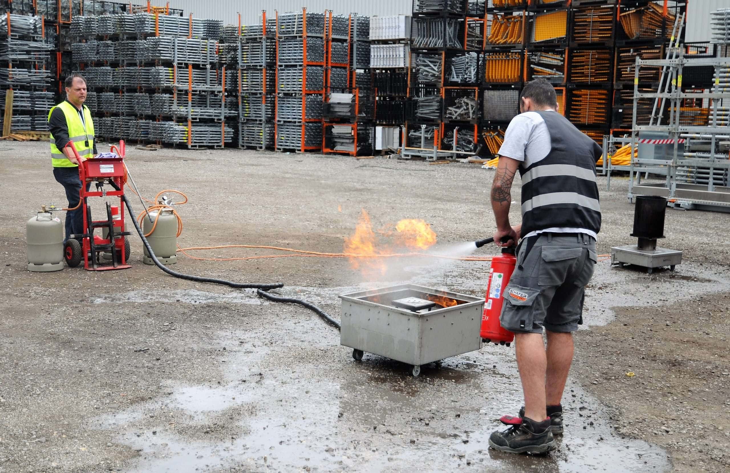 Auch das ist wichtig. Wie sitzt der Helm richtig, um seine Schutzfunktion zu erfüllen?